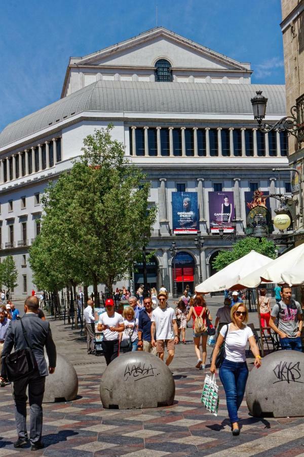 Arenal Suites Puerta Del Sol Madrid Kültér fotó